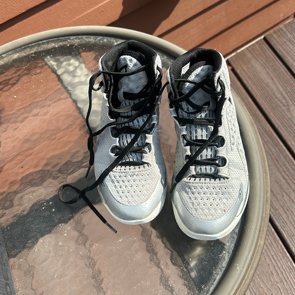 Under Armour Curry 1 BHM kids  Basketball Shoes - Picture 2 of 11